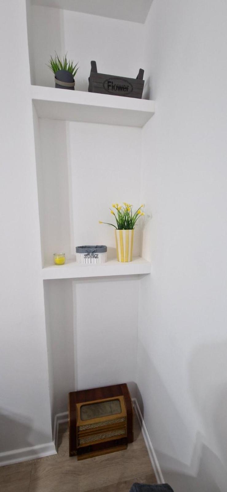 Lara Apartment *